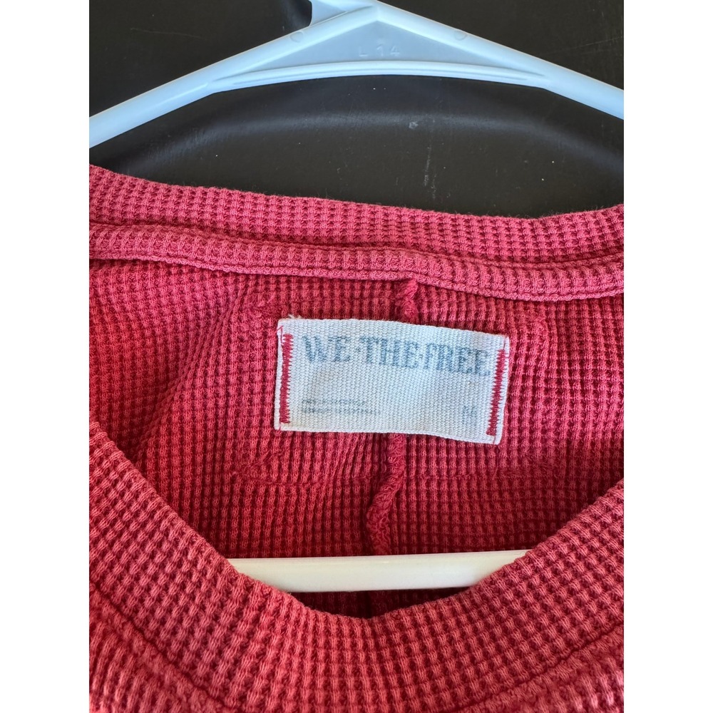 Free People We The Free Thermal Waffle Knit Lettuce Edge Top Pink Red Medium - Picture 5 of 8